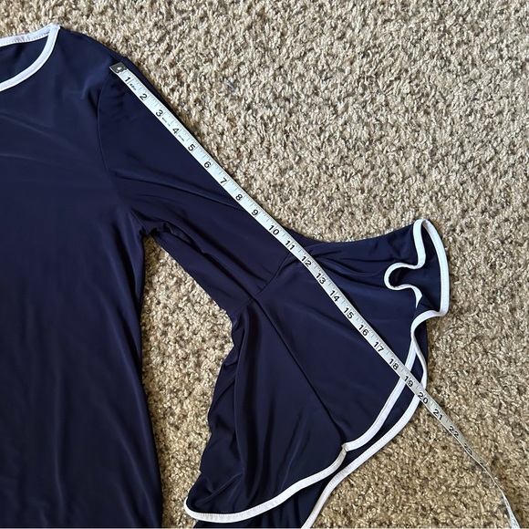 Coco Bianco | Piped Bell Sleeve Top in Navy w/ White Trim - Picture 10 of 10